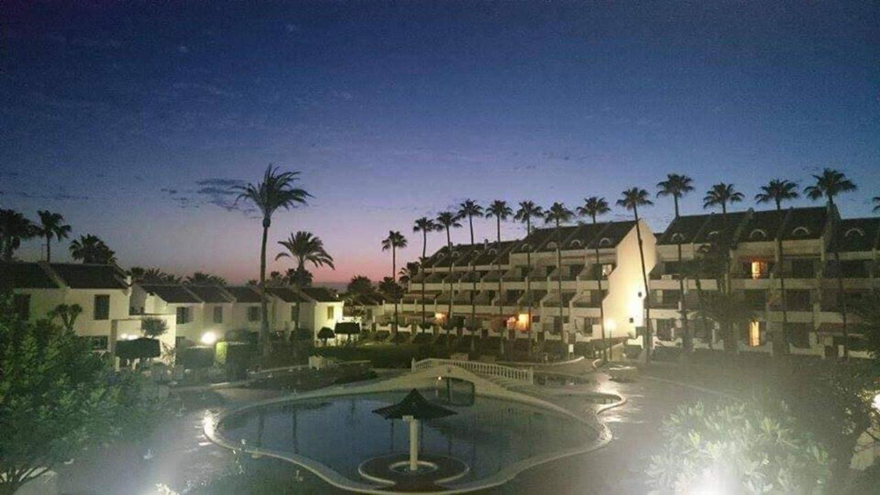Parque Santiago 2 - Playa De Las Americas Tenerife アロナ エクステリア 写真
